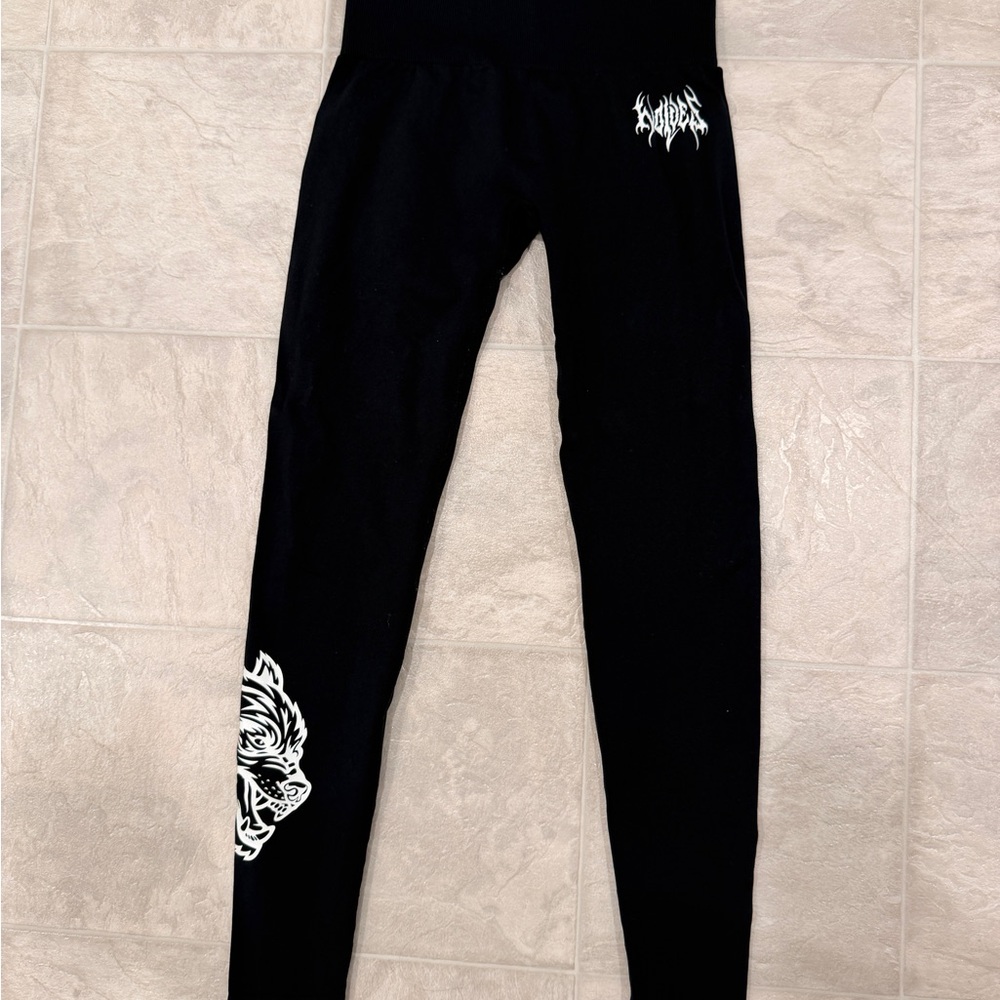 Darc Sport Black Leggings with White Tiger Graphic